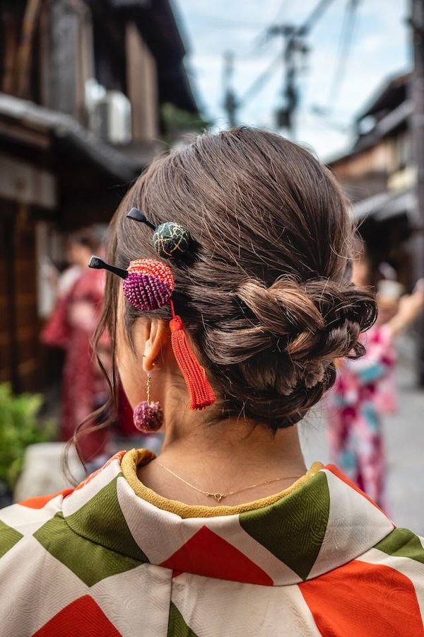 Les accessoires pour les cheveux longs